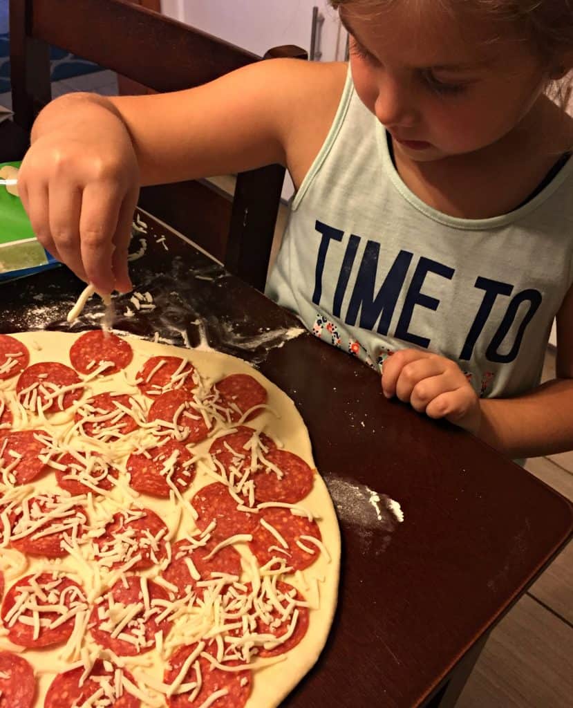 Pizza Bread and Rubbermaid® BRILLIANCE