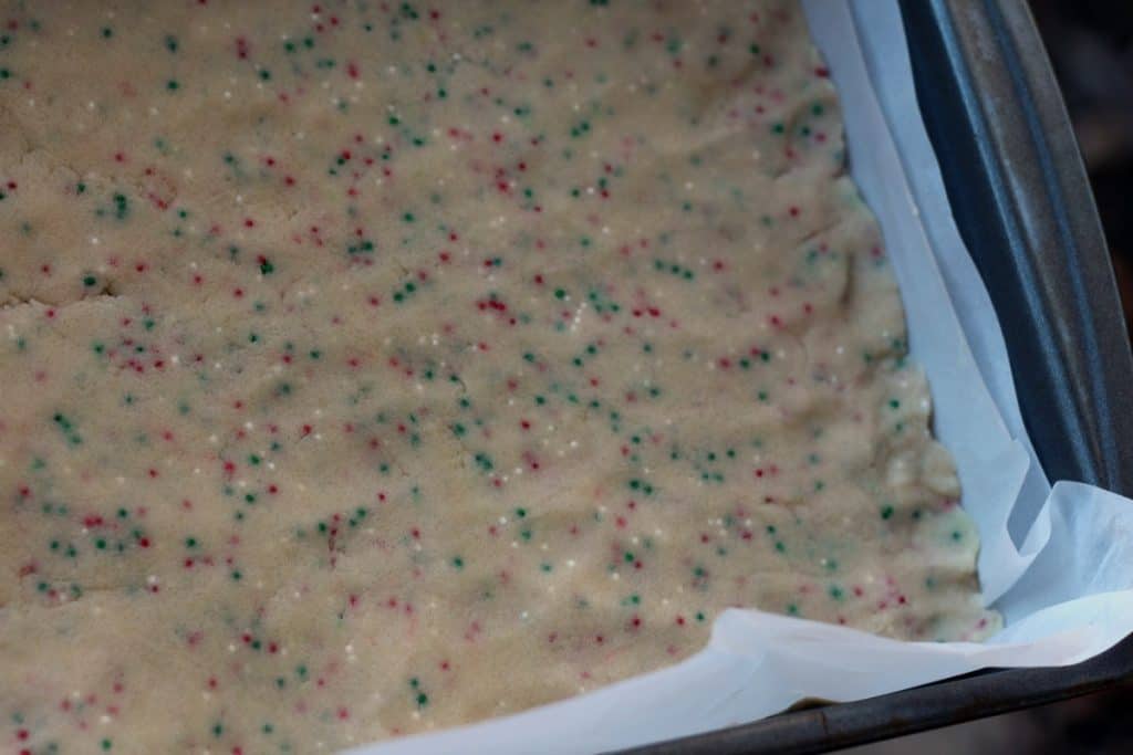 Holiday Shortbread Cookie Bites Recipe | Shortbread Cookies | Christmas Cookies | #ChristmasCookies #ChristmasCookieRecipes #M&Ms 