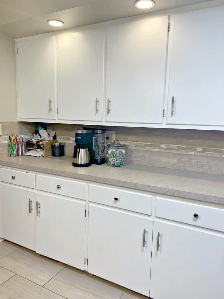 7 Helpful Tips to Declutter Your Counter