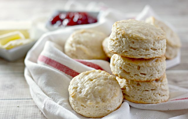 Flaky Buttermilk Biscuits Recipe
